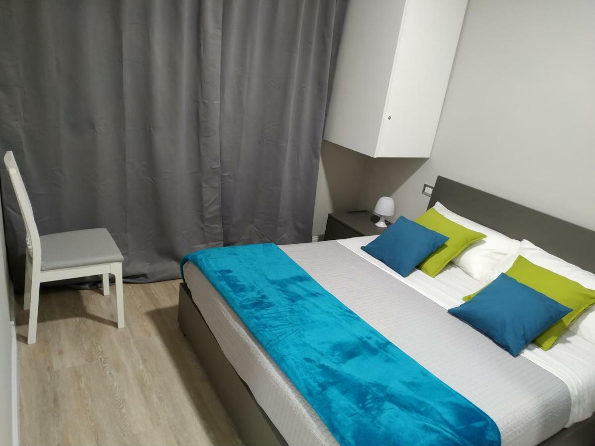 Single Room Private Bathroom